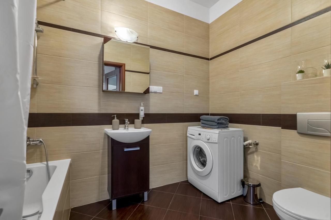 Appartement Zoliborz Business - Private Garden, Parking By Rentujemy